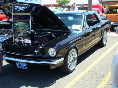 Florence Oregon Bike And Car Show Brought To You By House Of Insurance In Eugeneoregon