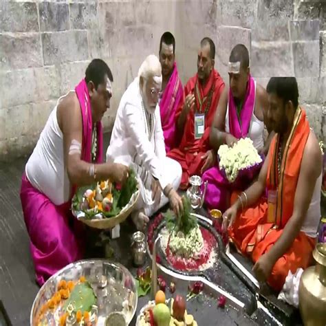 Jharkhand Pm Narendra Modi Pooja In Deoghar Baba Vedhyanath Temple Or Rally With Hemant Soren