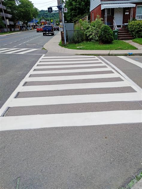 Crosswalk Hamilton Project - Airlines Painted Markings