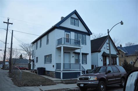 2115 S 15th Pl Milwaukee Wi 53215 Mls 1523235 Redfin