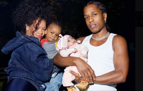 Rihanna E Asap Rocky Mostram Fotos De Segundo Filho Pela Vez Veja