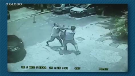 Vídeo mostra agressão a ambientalista que denunciou puxadinho no