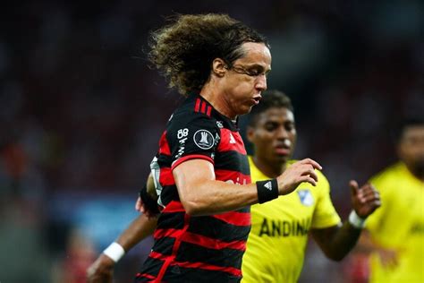 Atitude de David Luiz após o jogo do Flamengo ganha repercussão no Twitter