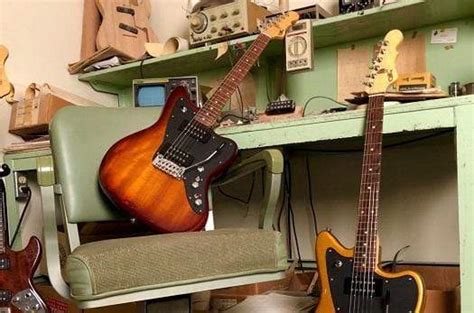 A Closer Look At The Mystique Of Offset Guitars