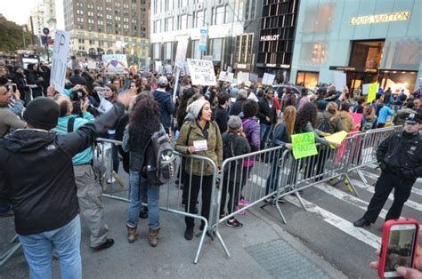 A New York Continuano Le Proteste Contro Trump Pressenza