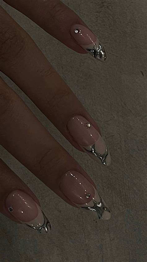 Edgy Nails Classy Acrylic Nails Soft Nails Funky Nails Chic Nails