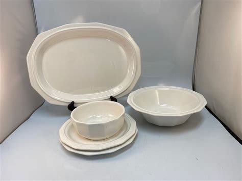 Mixed Lot Of Pfaltzgraff Heritage Octagon Shaped Dinnerware Pieces