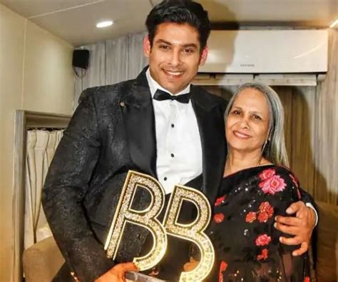 Sidharth Shukla Death Anniversary जेल जाने से बिग बॉस विनर तक जानिए