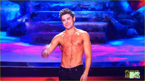 Zac Efron Goes Shirtless After Winning Mtv Movie Award Photo