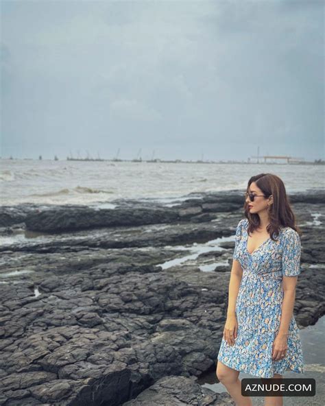 SAUMYA TANDON Nude AZNude