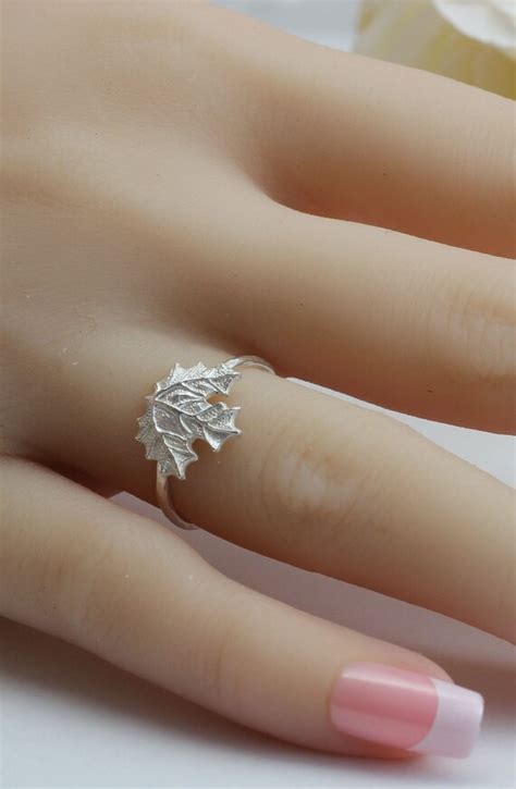 Maple Leaf Ring Sterling Silver Maple Leaf Ring Small Etsy