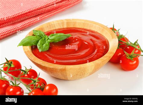 Bowl Of Smooth Tomato Passata Stock Photo Alamy