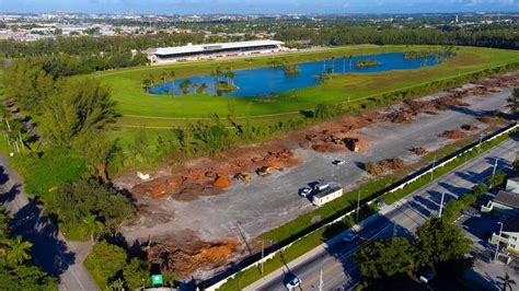 Hialeah Park Racetrack Could Change With Homes And School Miami Herald