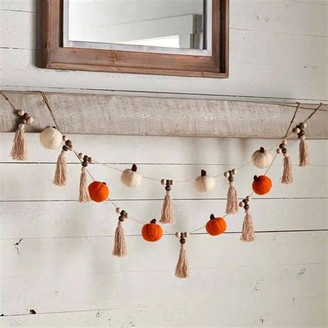 16 Easy DIY Fall Garland Ideas » Lady Decluttered