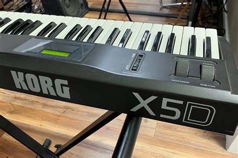 Korg X5D Photo Gallery Syntaur