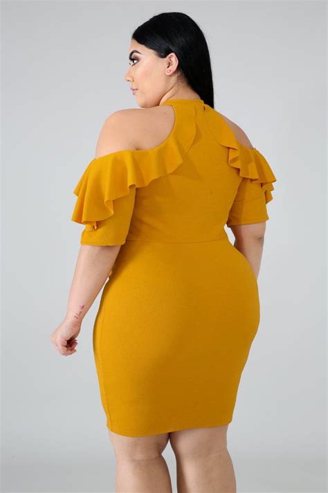 Pin By Nasly Esther Stefanell Pérez On Casuales Xl In 2024 Plus Dresses Curvy Women Outfits