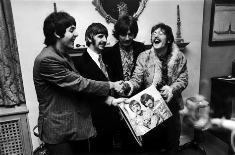 The First Beatles Album To Enter The Billboard 200 Chart At No 1