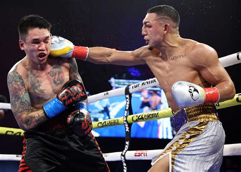 Teofimo Lopez Dominates Steve Claggett To Retain Wbo Title Inquirer Sports