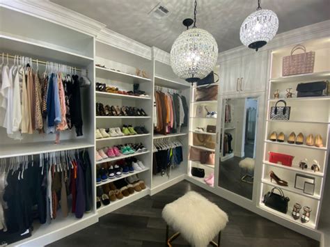 Womens Walk-in Closet - Modern - Wardrobe - New York - by Boutique Closets & Cabinetry | Houzz UK