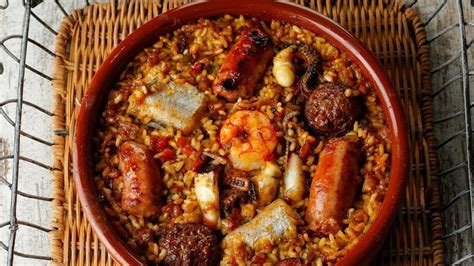 Aprende La Receta Del Arroz Mar Y Monta A De Los Hermanos Torres