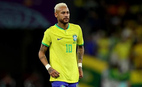 Jogadores Deixam Neymar De Lado E Elegem O Melhor Futebolista