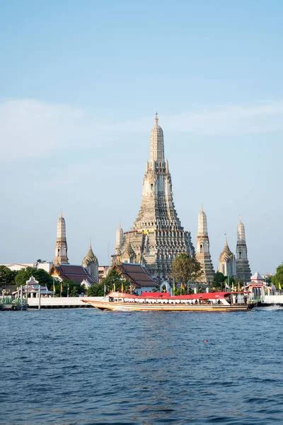 Bangkok Tailandia 14 Feb 2023 Wat Arun El Templo Del Amanecer Y