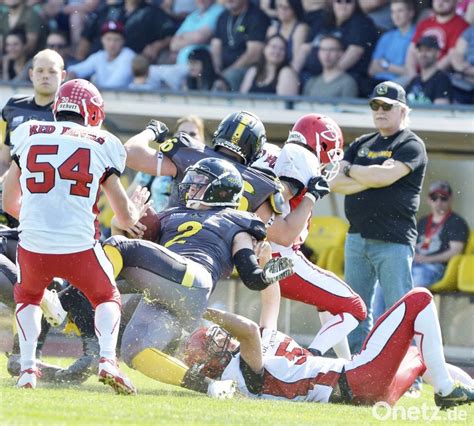 Klarer Sieg gegen Red Devils Kümmersbruck Traumstart für Mad Bulldogs