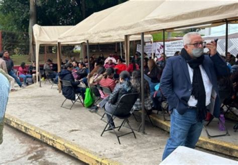 Continúan tomadas las instalaciones de la SEV por sindicatos