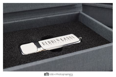 Small Elegant USB Gift Box Personalised USB Memory Sticks Gift