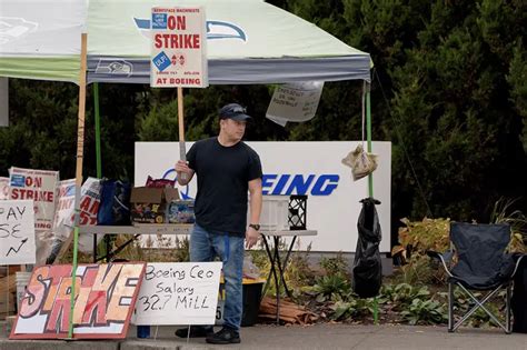 Boeing Factory Workers To Rally In Seattle As Strike Enters Second