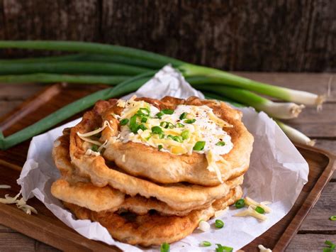 Lángos Mit Knoblauch Und Käse Rezept Eat Smarter