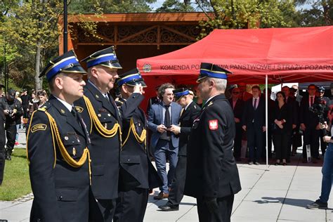 Uroczystości awanse odznaczenia i majówka z okazji Dnia Strażaka FOTO