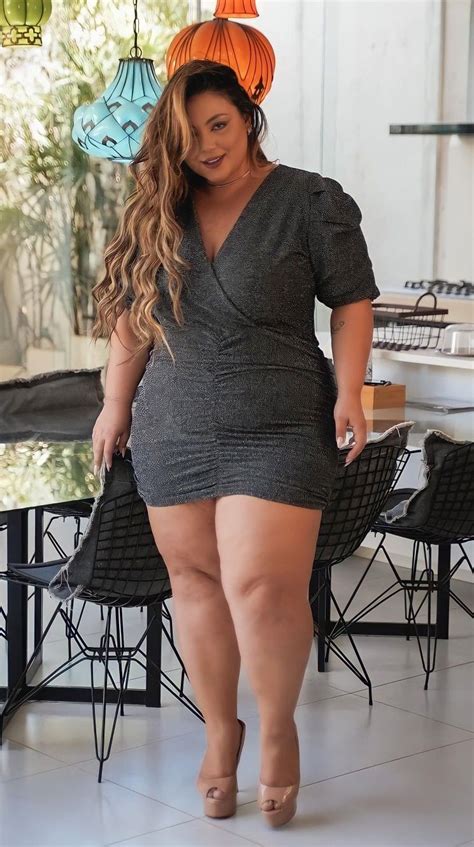 Curvy Women Fashion Gorgeous Girls Plus Size Fashion Thick Girls