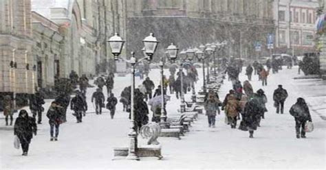 Moscow Weather रूस की राजधानी मॉस्को में रेकॉर्ड बर्फबारी 1 की मौत Record Snowfall Hits