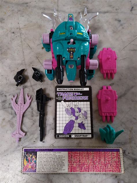 Takara Hasbro Macau G Transformers Seacons Snaptrap Vintage