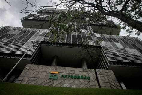 Petrobras prorroga inscrições para estágio de nível superior bolsa