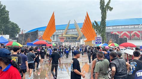 FULL RIBUAN BOBOTOH SUASANA JELANG LAGA PSIS VS PERSIB DI STADION