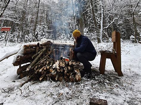 Poradnik jak biwakować w lesie Graff