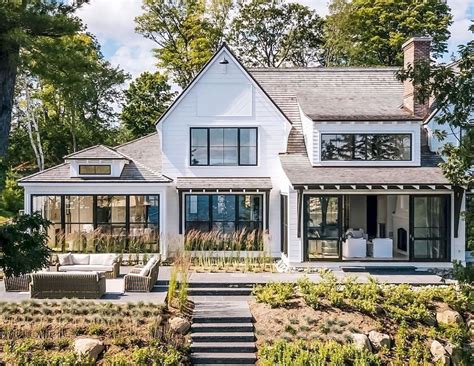 Awesome Modern Farmhouse Exterior Design Ideas Farmhouse Exterior