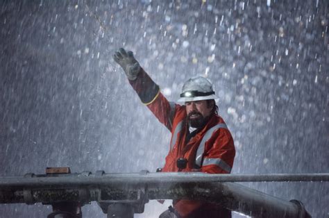 Film Life On The Line Perjuangan Lineman Sang Pahlawan Listrik