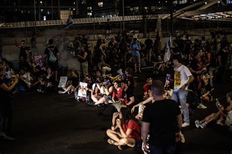 Demonstranti u Tel Avivu traže dogovor o oslobađanju talaca