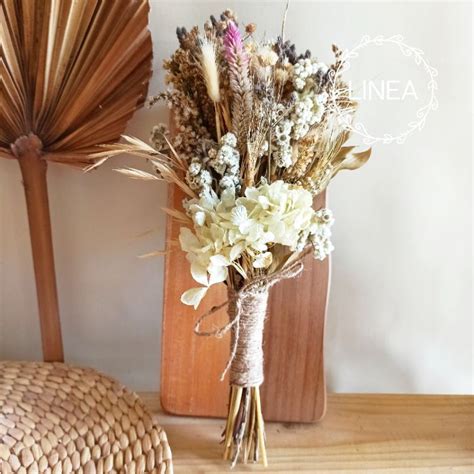 Jual Linea Hand Bouquet Dried Flower Buket Wisuda Prewed Bunga Kering