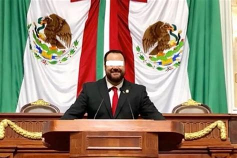 Secretario General Del Pri En Cdmx Fue Presentando Ante Fiscalía Por