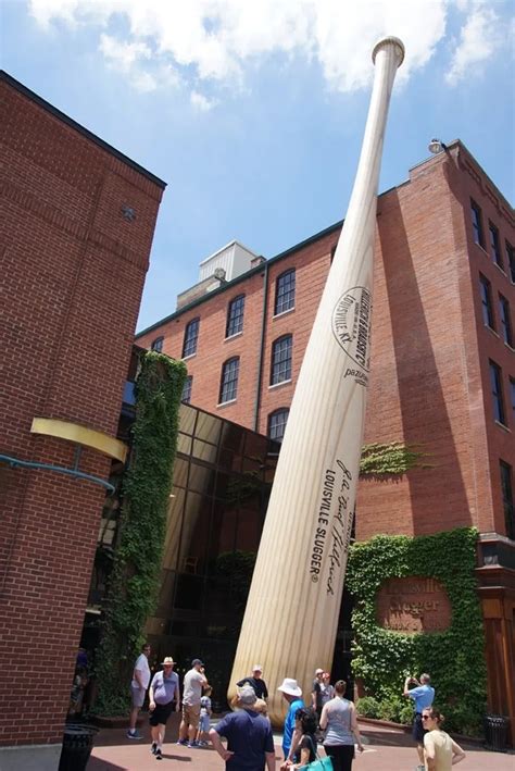 See The World S Largest Baseball Bat And Tour The Louisville Slugger