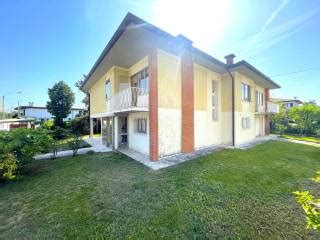 Villa Bifamiliare In In Vendita Da Privato A Bassano Del Grappa Via