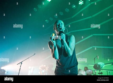 Radiohead Roundhouse Thom Yorke London Hi Res Stock Photography And