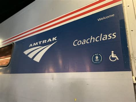 Guide To Chicago L Train System Amtrak 1024x768 Lattes And Runways