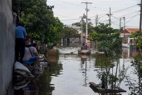 Lluvias E Inundaciones En Paraguay Dejan Al Menos Mil Damnificados