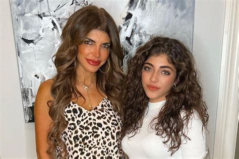 Teresa Giudices Daughter Milania Moving To California For College Style And Living