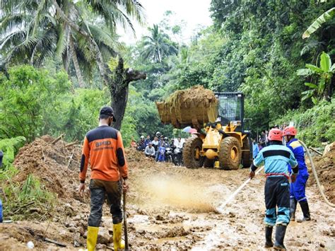 Banjir Dan Longsor Di Tasikmalaya Telan Korban Jiwa Tagar